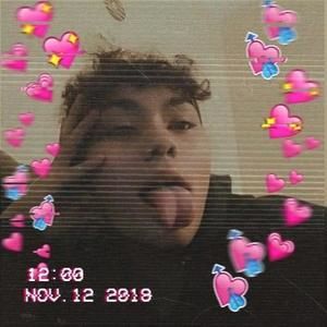 Meet your Posher, Ebony